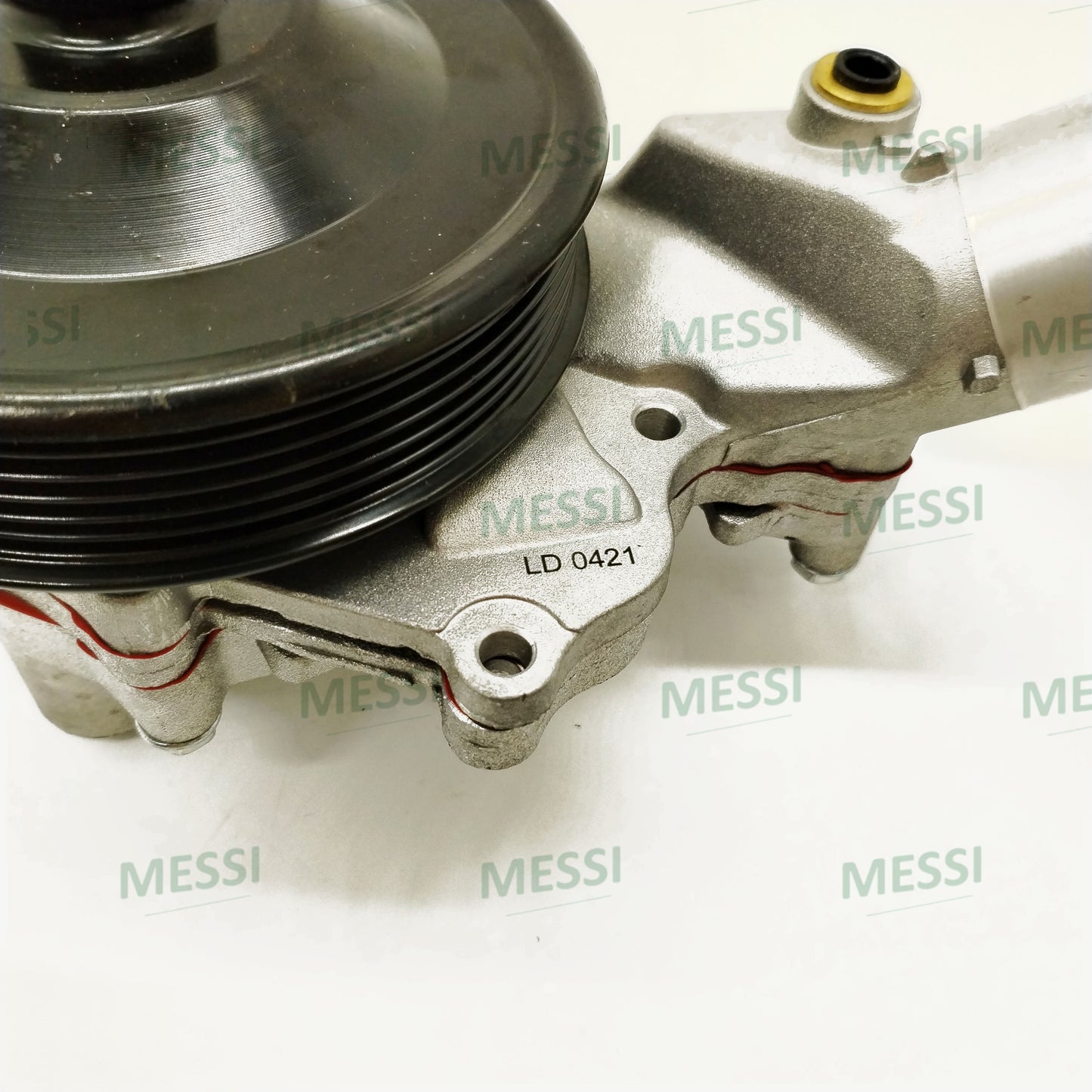 Water Pump-old model LR055239 fits for Discovery 4(10-) RR(10-12)(13-) RRS(10-13)(14-)