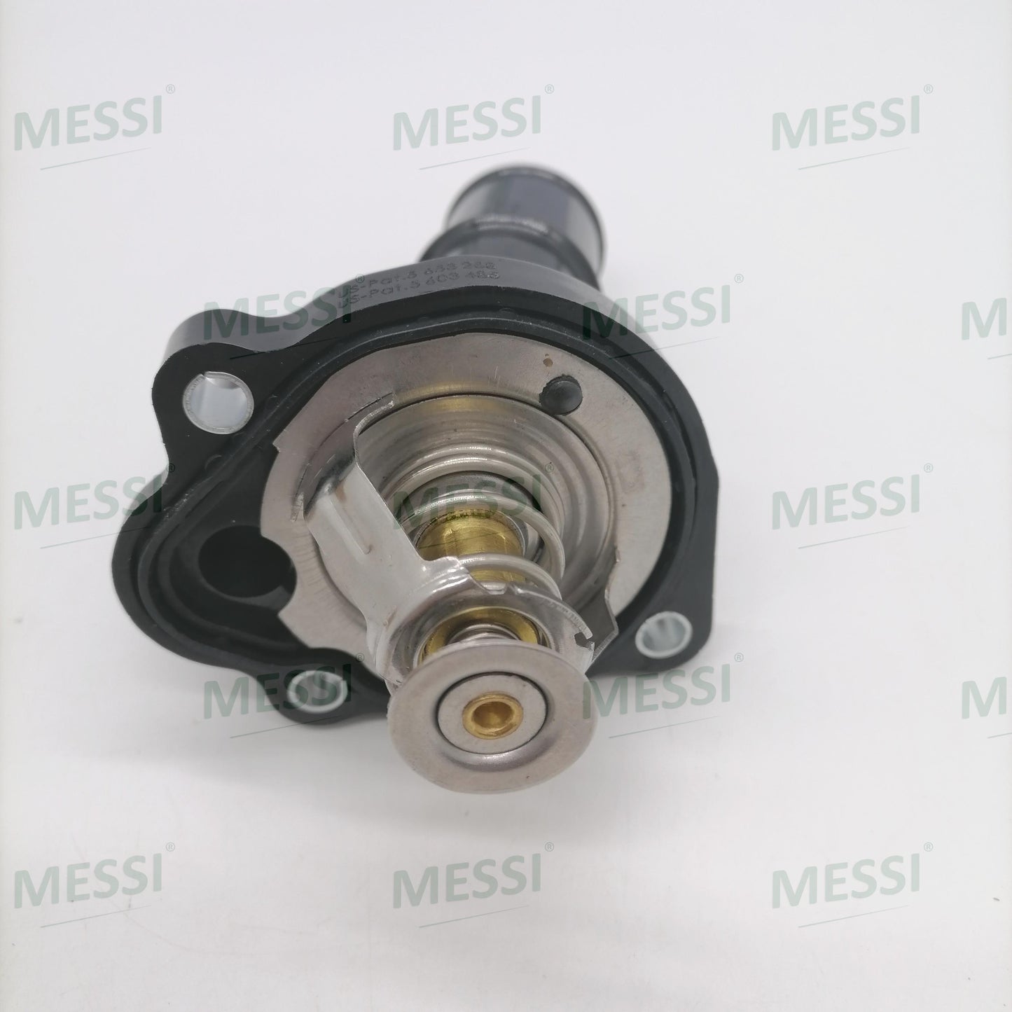Thermostat LR027158 JDE28115 fits for Evoque(12-) Freelander 2(06-14) Range Rover (13-) Range Rover Sports(14-) Discovery Sports(15-)