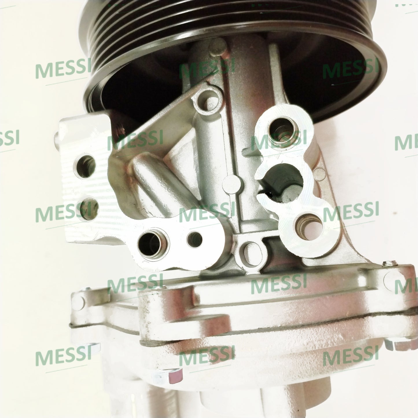 Water Pump LR083283 fits for Defender(07-)