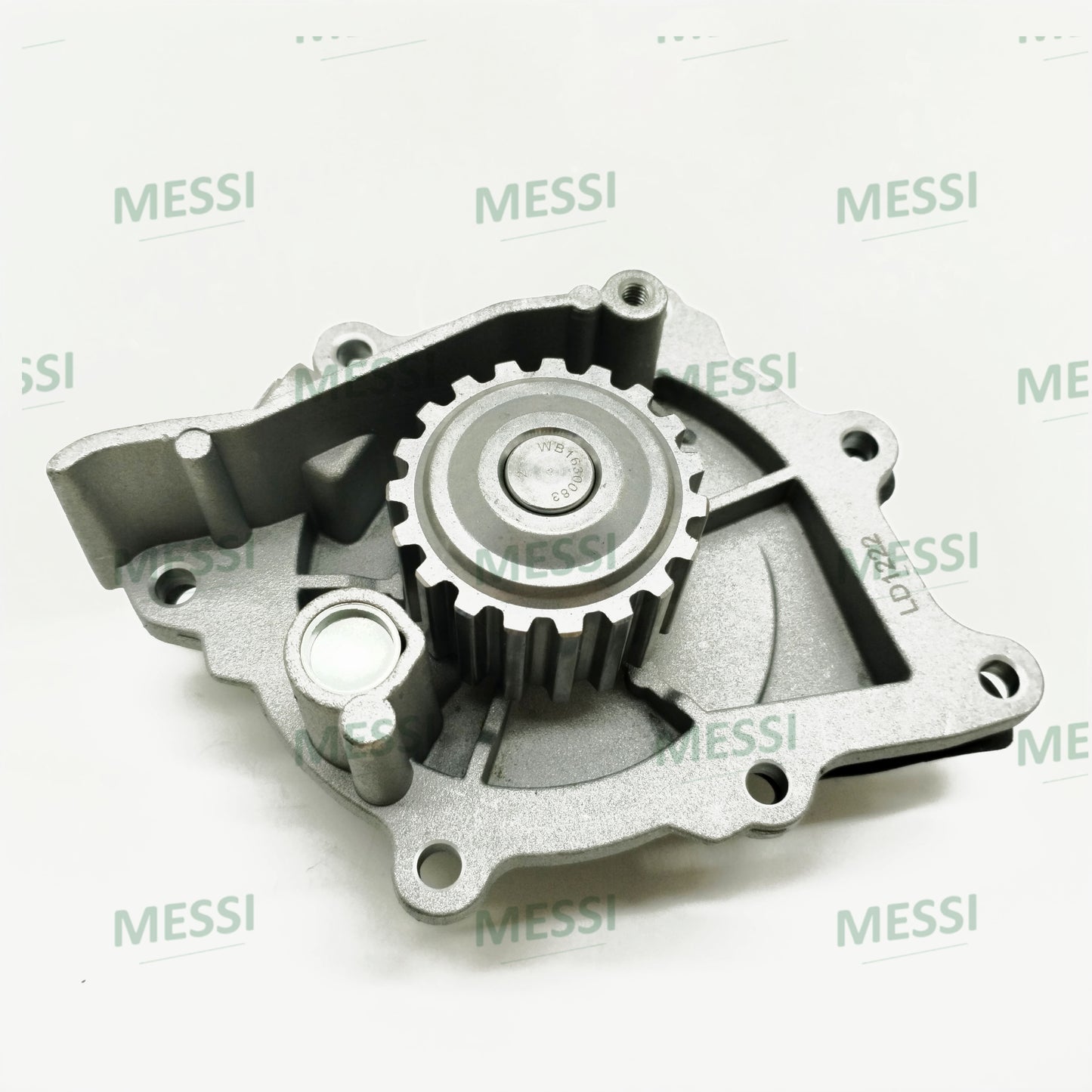 Water Pump LR011694 fits for Evoque(12-) Freelander 2(06-14) Discovery Sports(15-)