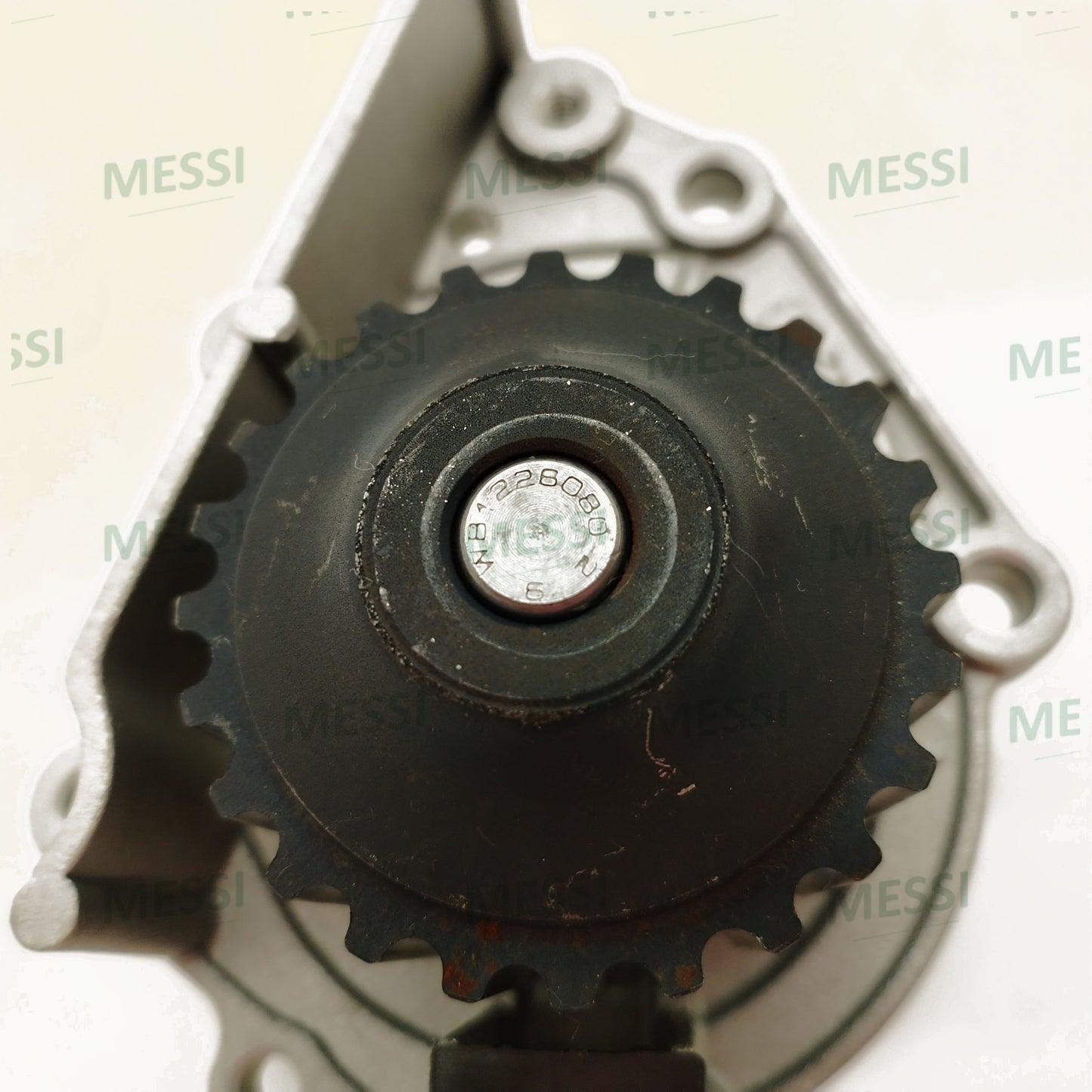 Water Pump PEB102510L fits for Freelander 1(96-06)