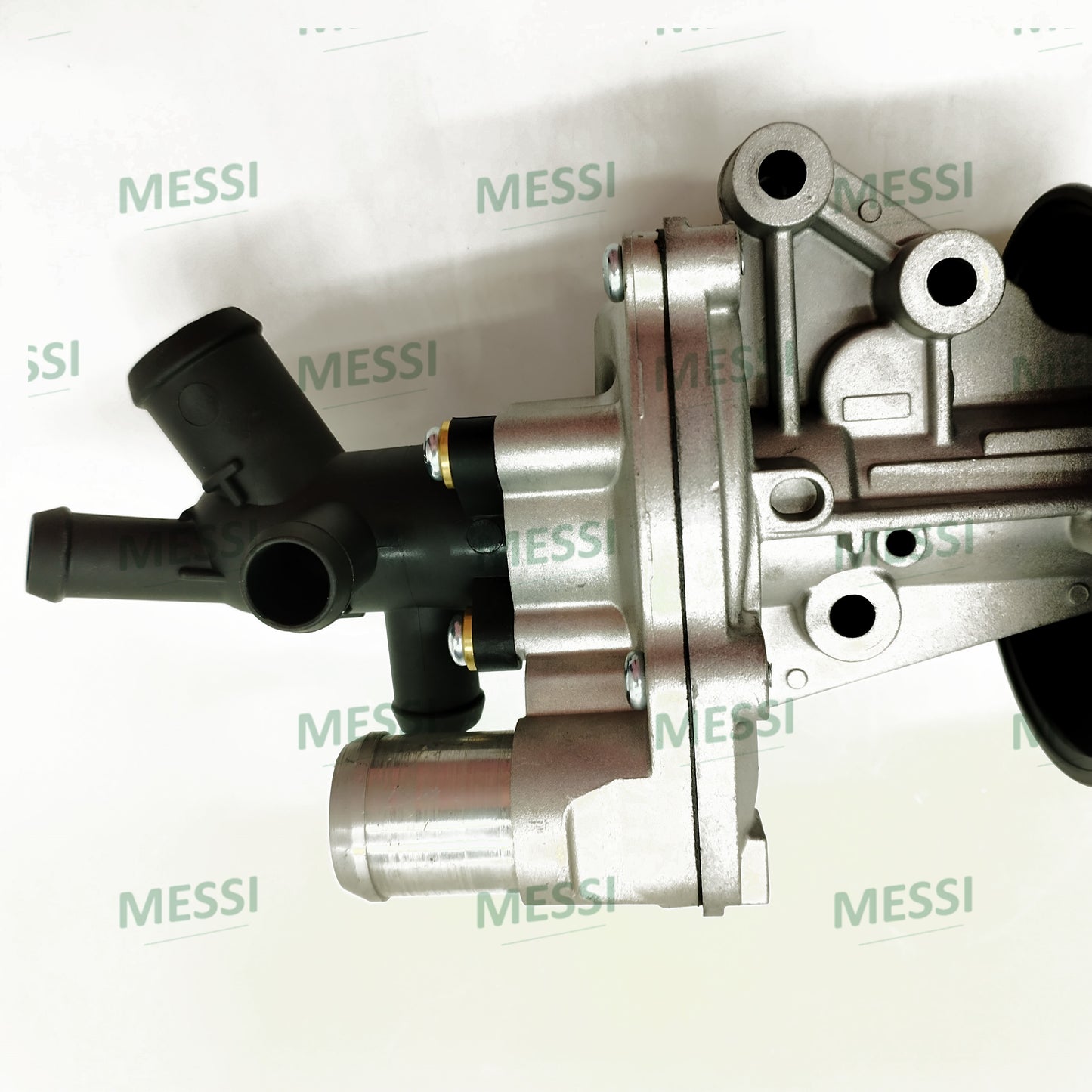 Water Pump LR071294 fits for Defender(07-)