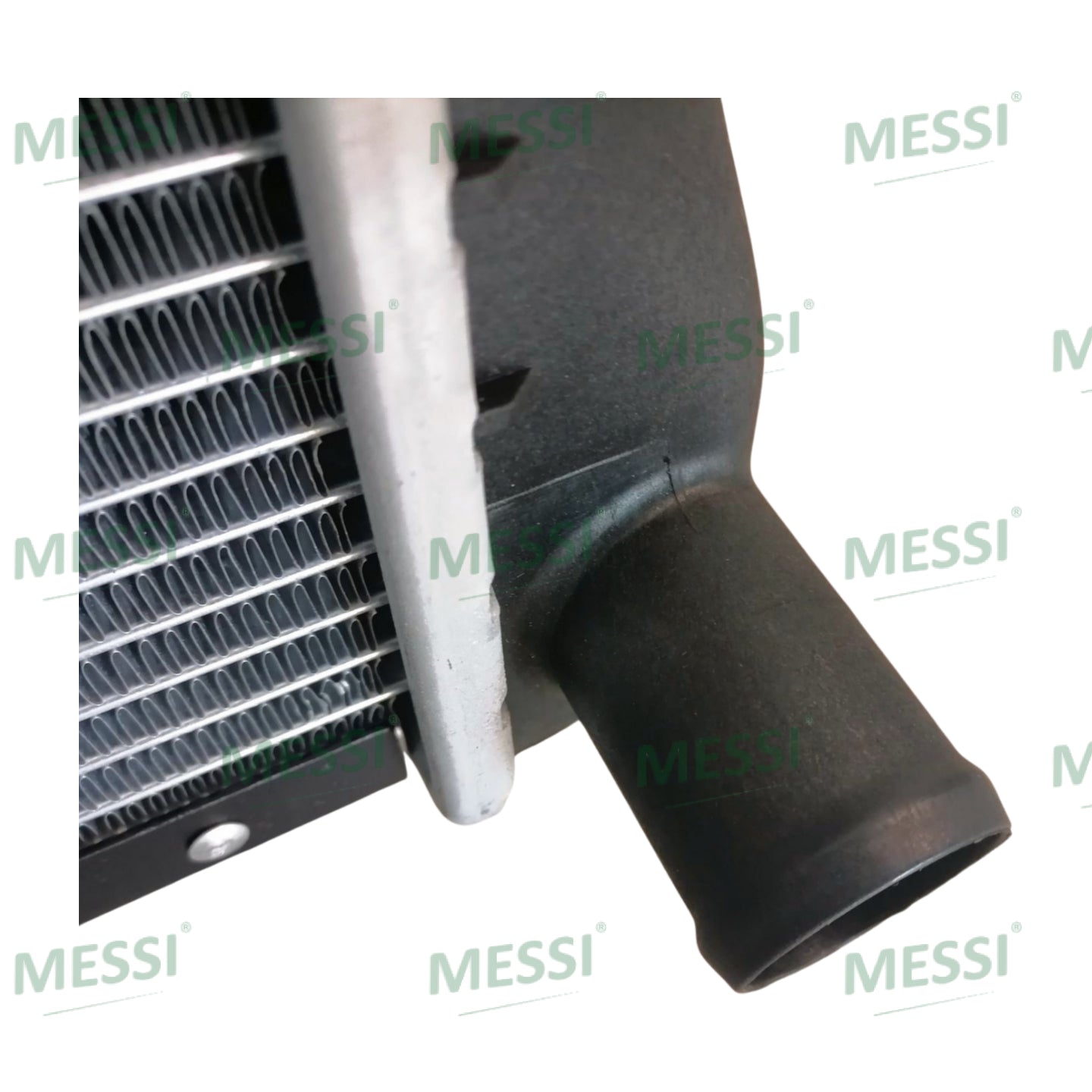 High Quality Radiator BTP2275 PCC500170 BTP2601S Fit for Discovery 1(89-98) Range Rover Classic(92-94) Defender(87-06) Range Rover Classic (94-01)