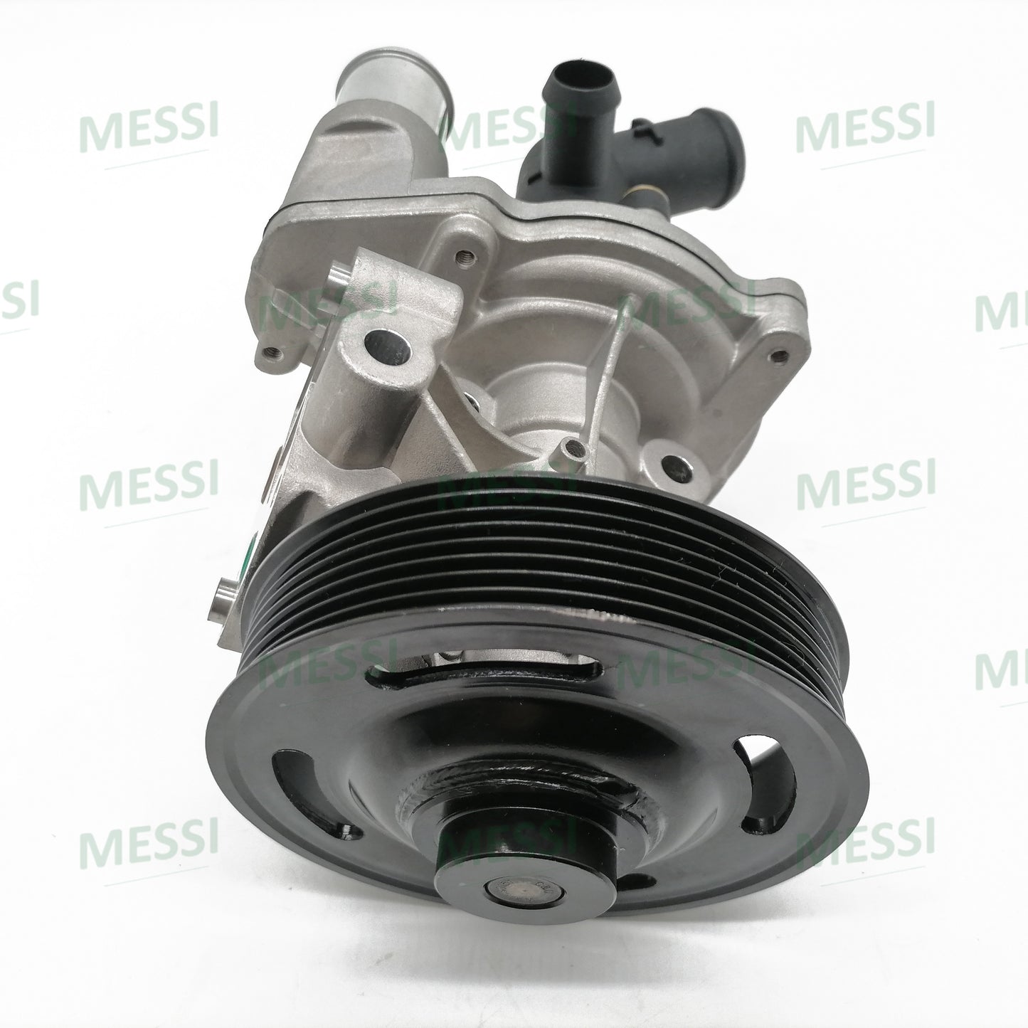 Water Pump LR004514 fits for Defender(07-)