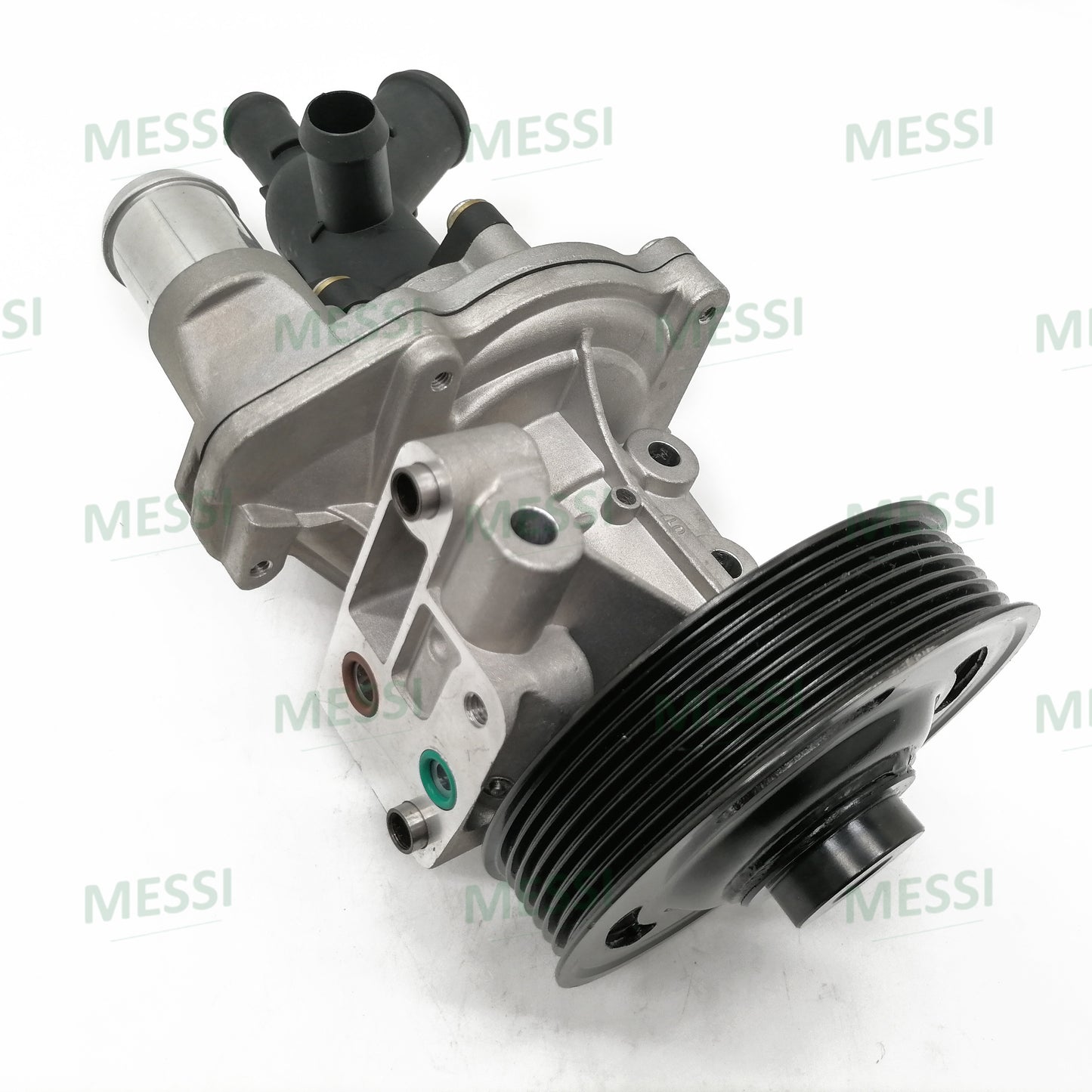 Water Pump LR004514 fits for Defender(07-)