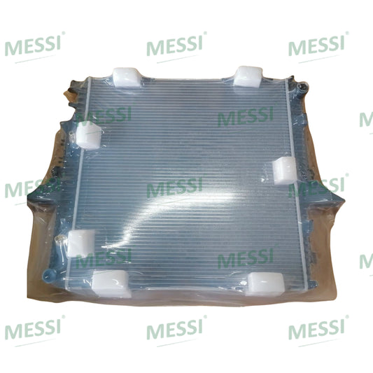 Factory Wholesale Radiator LR021777 PCC500630 PCC500041 Fit for Discovery 3(05-09) Discovery 4(10-) Range Rover Sports(05-09)