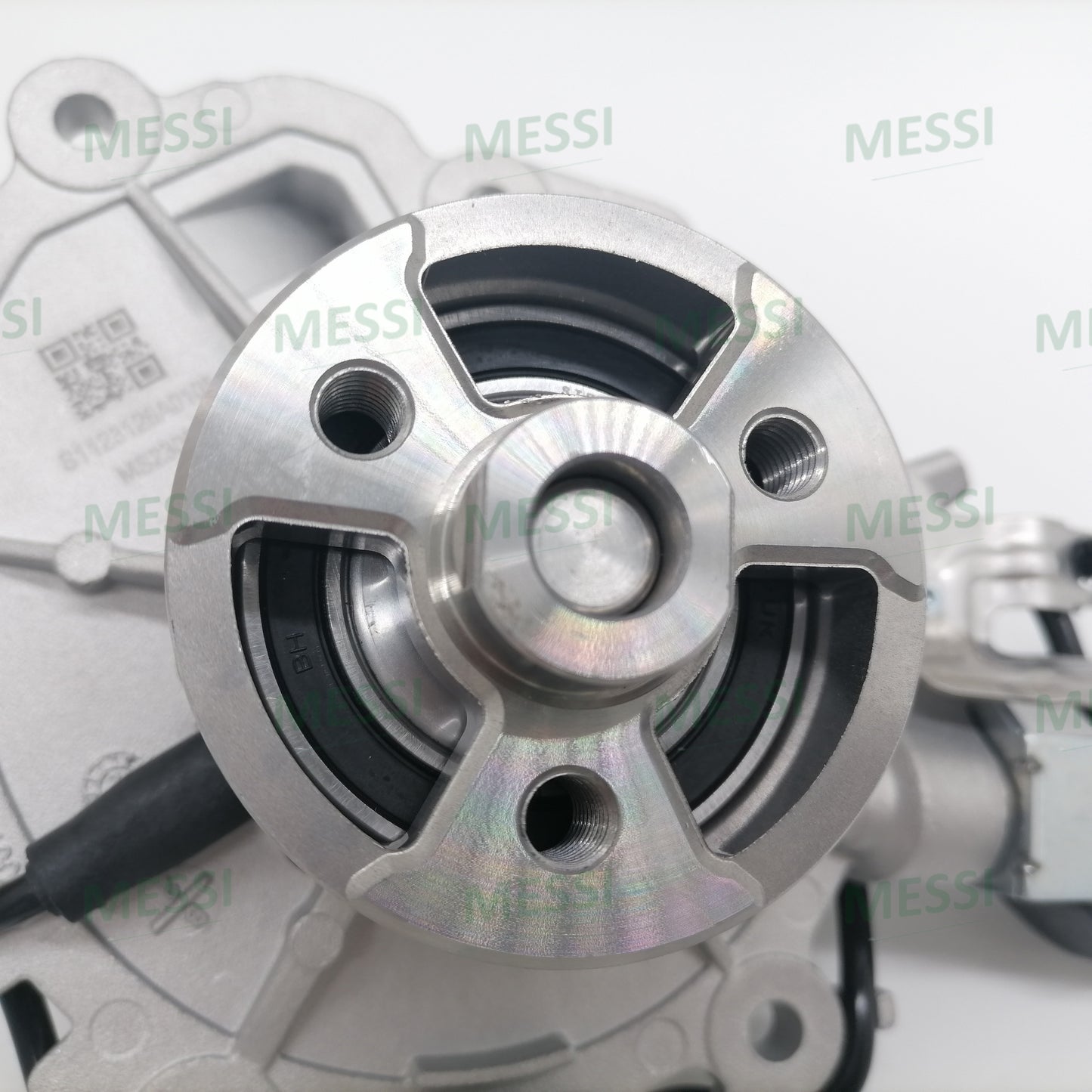 Water Pump LR154597 fits for Defender(20-)Velar(17-) Discovery Sports(15-) Evoque(12-)Discovery 5(17-) RR(13-)RRS(14-)