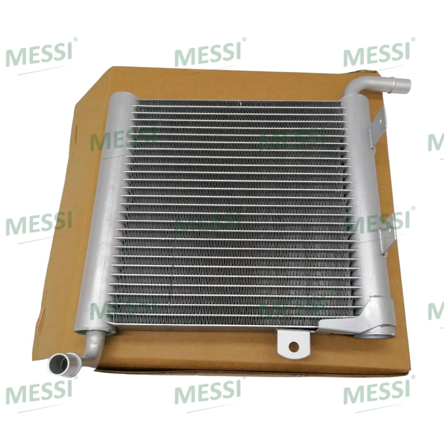 High Quality Radiator LR093756 T4A1807 LR140296 LR181759 T4A50610 HK838D049AA T4A37971 Fit for Velar(17-) XJ(95-97)