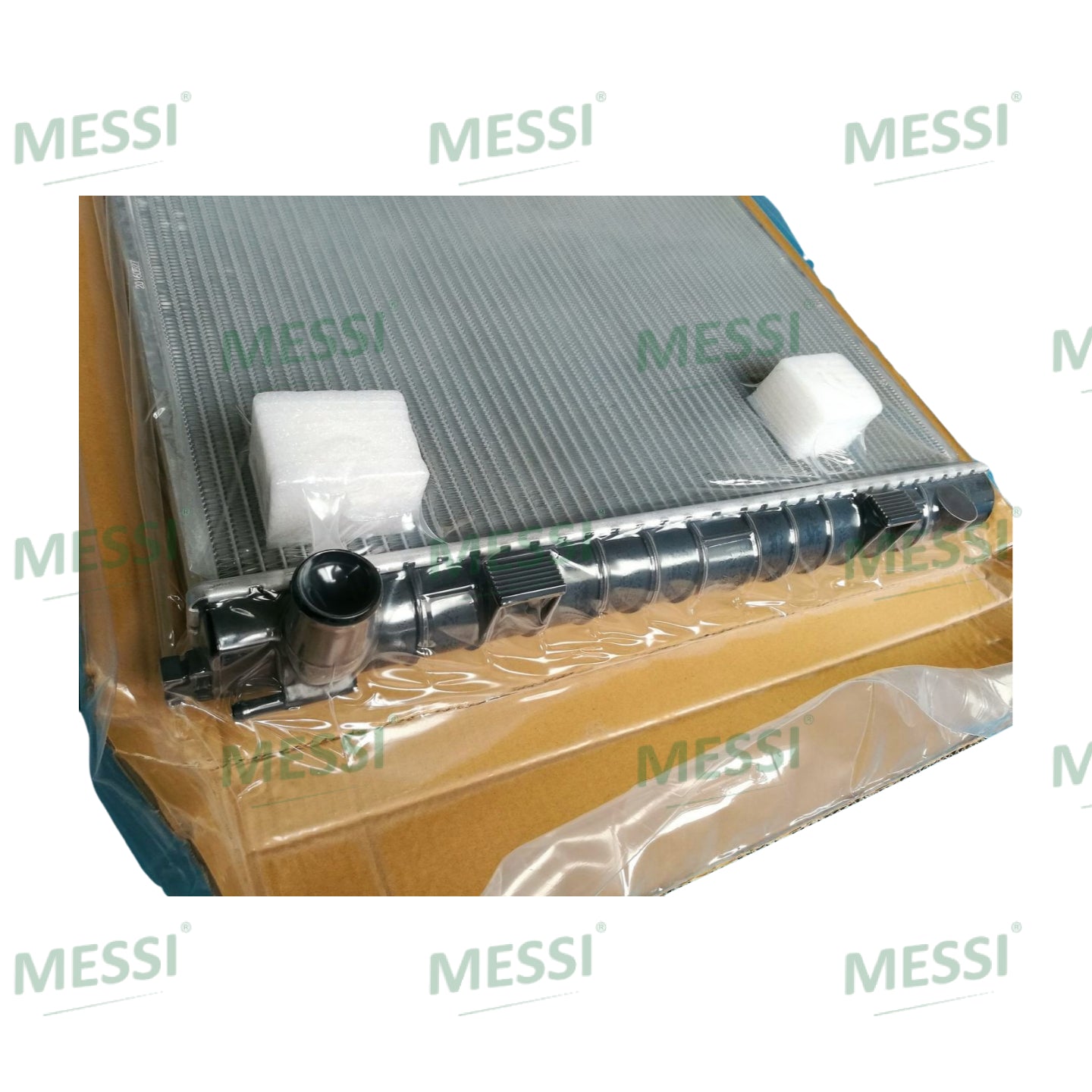 High Quality Radiator PCC106850 PCC108080 Fit for Range Rover MY(94-01)